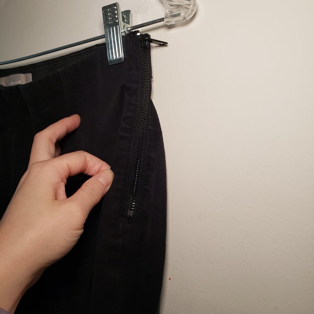Everlane Black Side Zipper Ankle Pants 4 - Picture 3 of 9